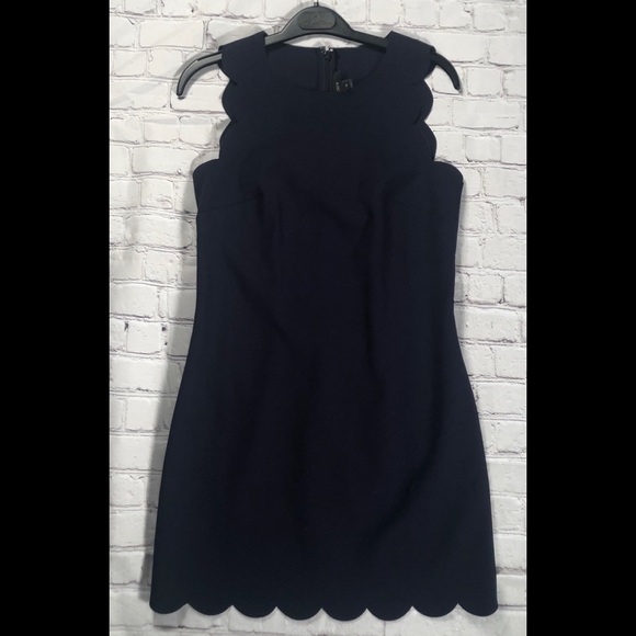 J. Crew Dresses & Skirts - Gorgeous J.Crew Scalloped dress